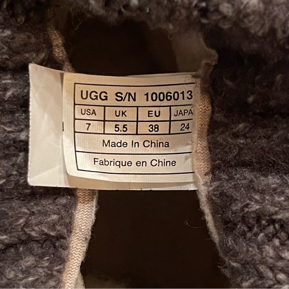 Ugg | Cambridge Knit Leather Boots - Picture 10 of 11